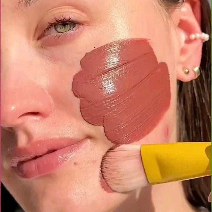 Red Clay Mask